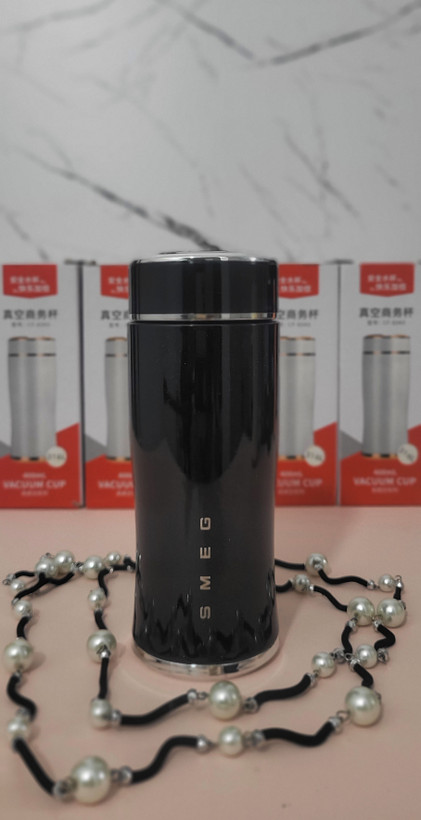 تراول ماگ SMEG مدل درب پیچی ۳۰۰ میلیلیتر — استیل ۳۱۶ براق (Shiny) اورجینال