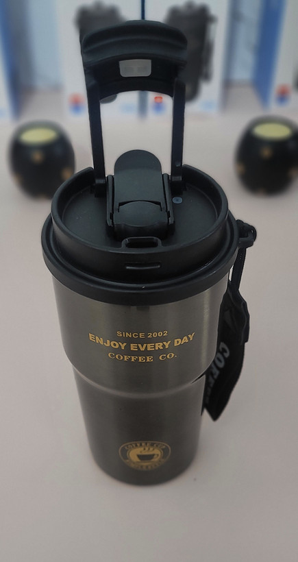 تراول ماگ ۵۰۰ میلیلیتر SZM مدل Coffee — استیل ۳۱۶ ضدزنگ (دوجداره) با درب دوحالته