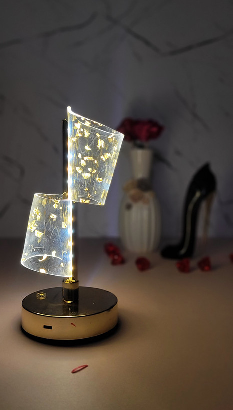 آباژور رومیزی لمسی مدل ابری کریستال اکریلیک طلایی — چراغ خواب LED با حباب شناور