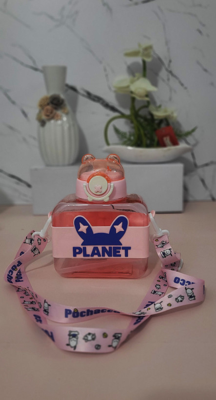 بطری آب مربع PLANET با بند شخصیت کارتونی (خرگوش فضایی سانیو)