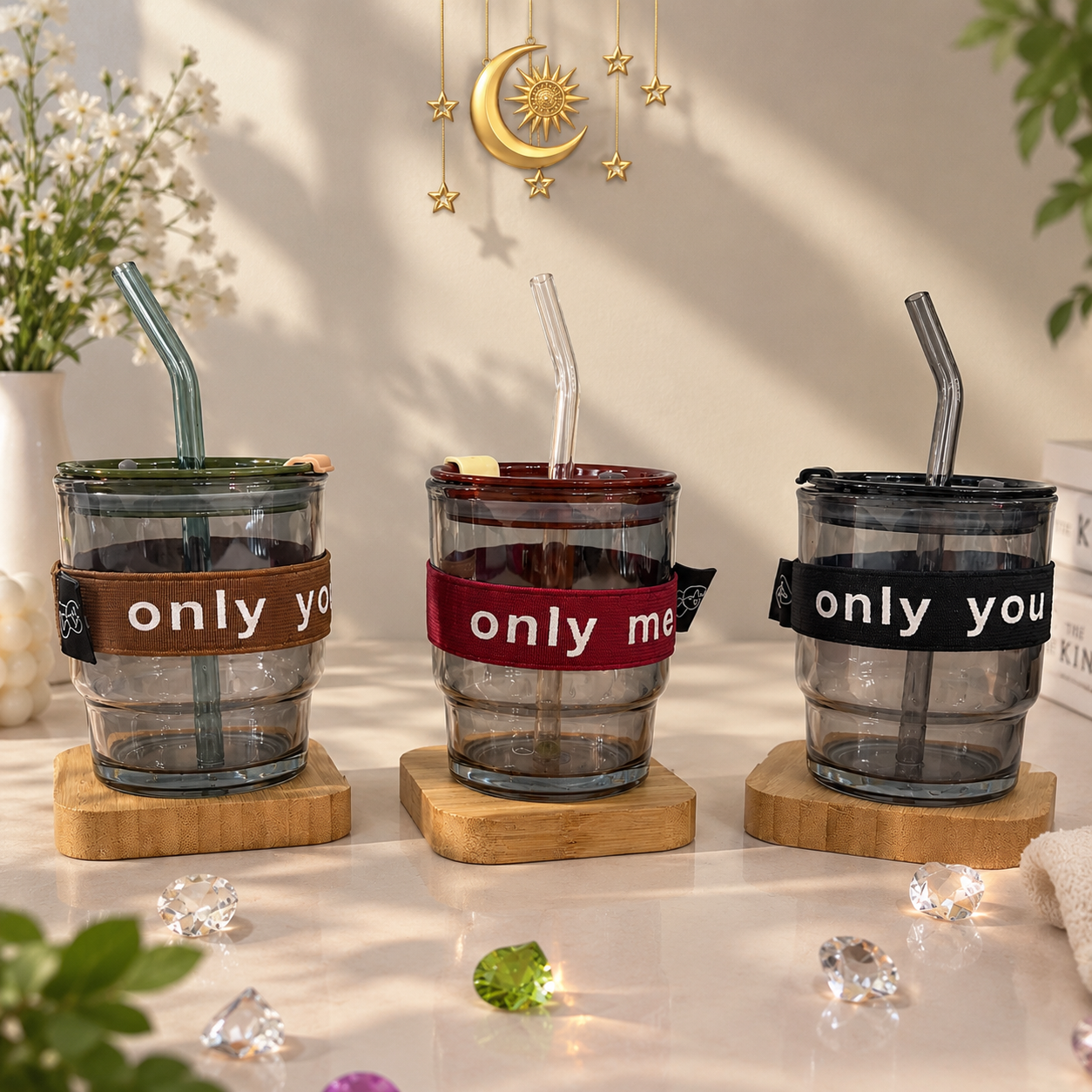 لیوان نی‌دار دودی مدل Only You با بند پارچه‌ای و درب رنگی
